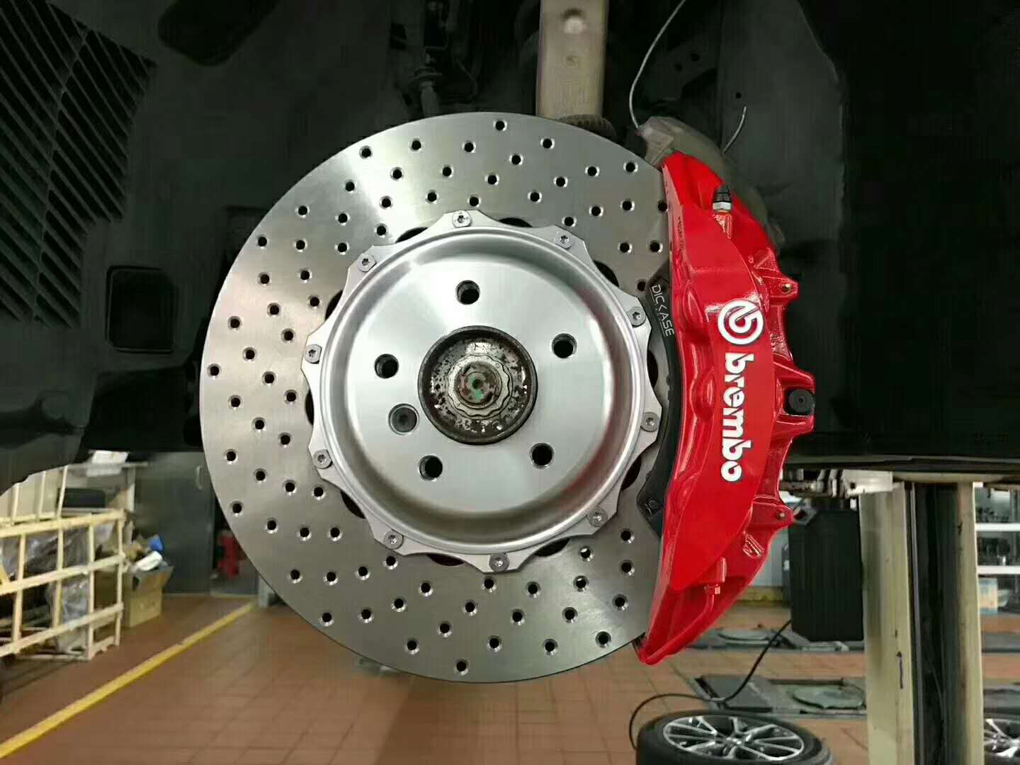 沪车会-宝马x5改装 brembo刹车卡钳 - 沪车会官网汽车