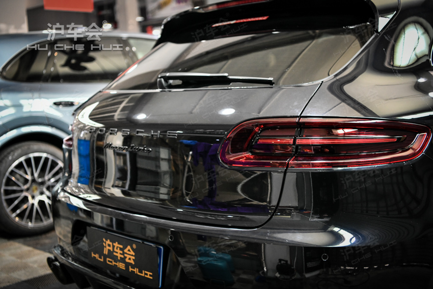 沪车会-保时捷 macan 熏黑尾灯